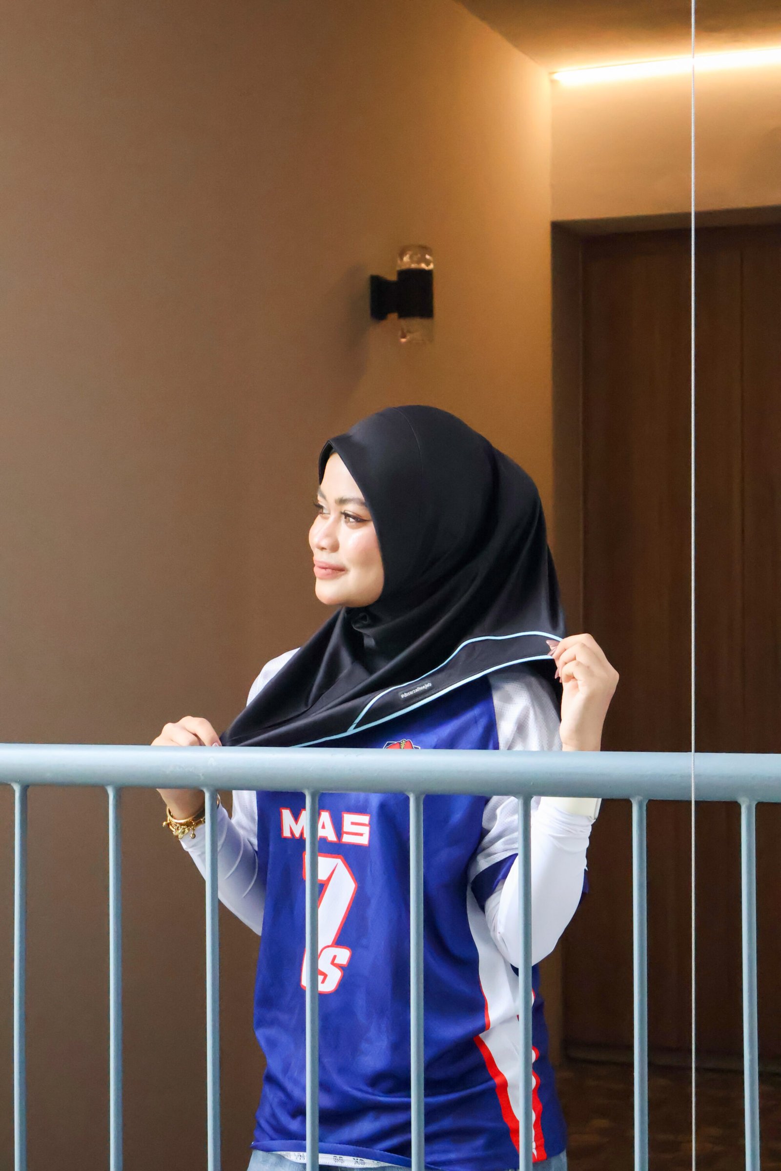 ALL BLACK BLUE SPORT JERSEY HEEJAB