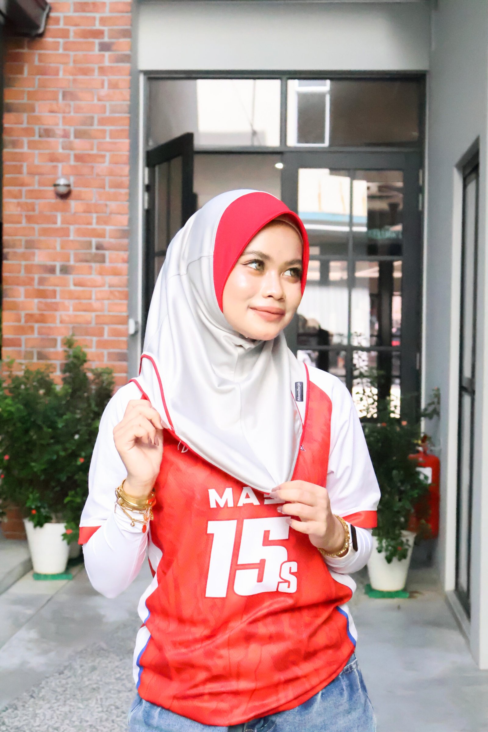 GREY RED SPORT JERSEY HEEJAB
