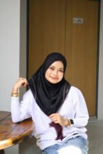 ALL BLACK SPORT JERSEY HEEJAB