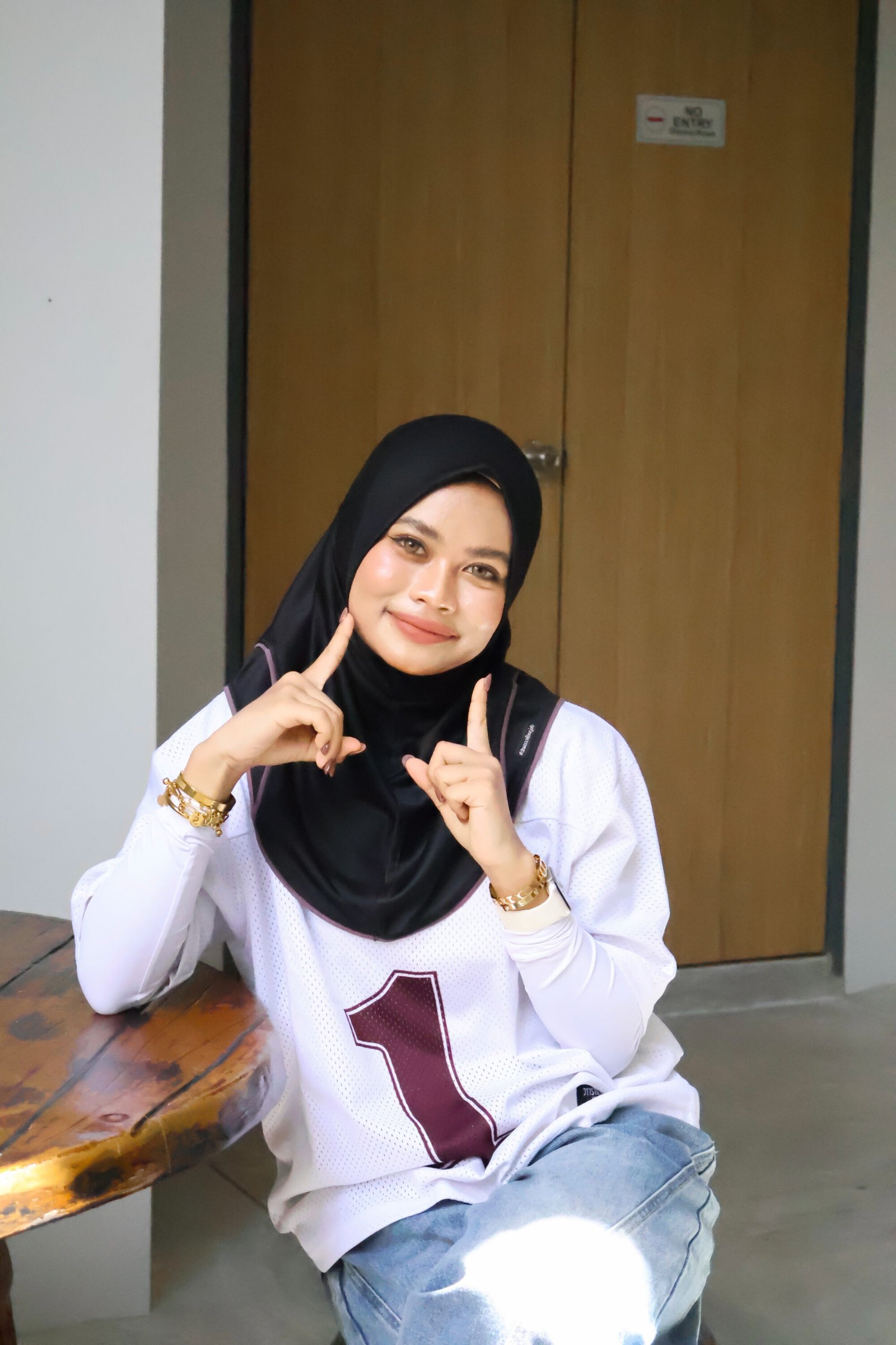 ALL BLACK SPORT JERSEY HEEJAB